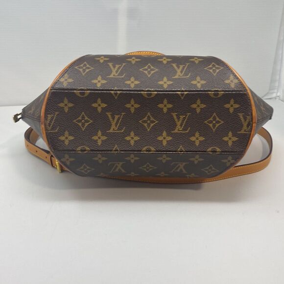 Louis Vuitton Ellipse MM Handbag with Unbranded Strap and Charm - Picture 7 of 9